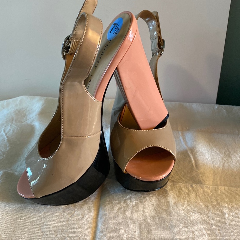 Used 7 1/2 platform heels
